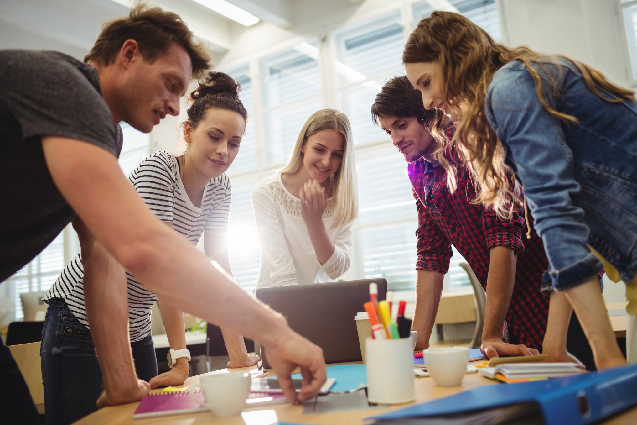 TÉCNICAS DE LIDERAZGO EFECTIVO PARA EL TRABAJO EN EQUIPO Y GESTIÓN DE PERSONAS.